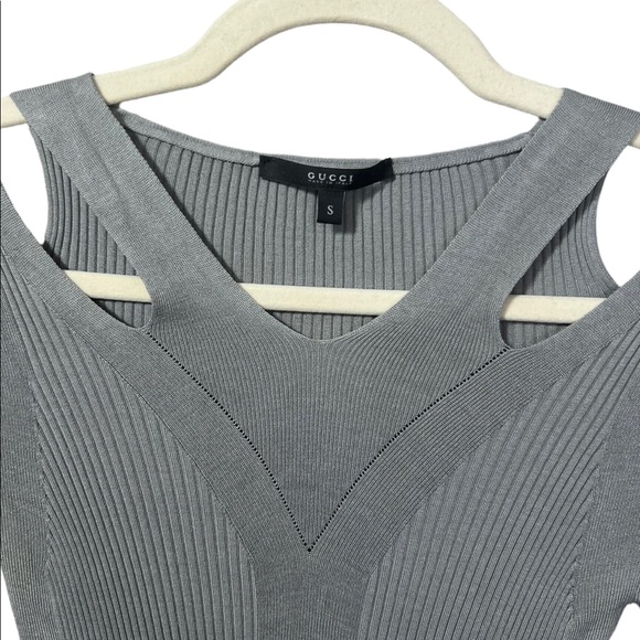 Authentic GUCCI Cutout Top - Picture 5 of 7